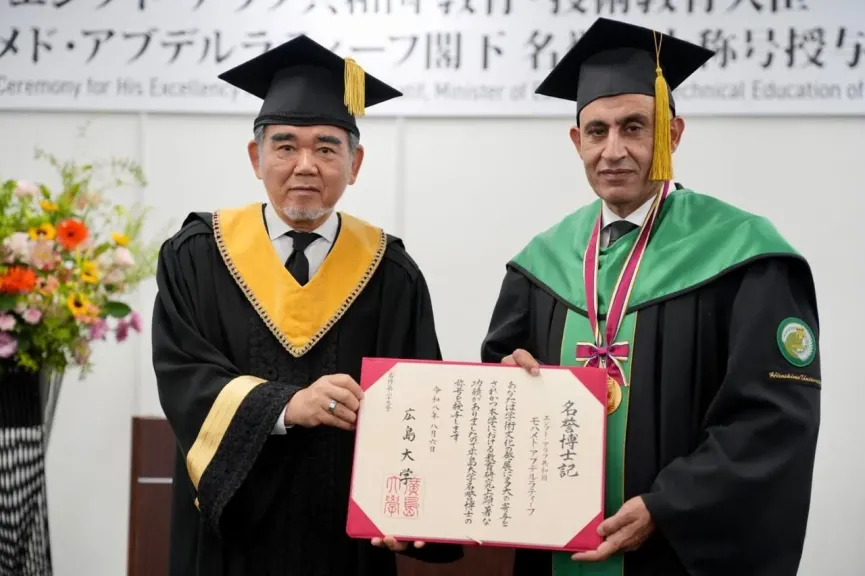 جامعة هيروشيما تمنح وزير التعليم الدكتوراه الفخربة باليابان 