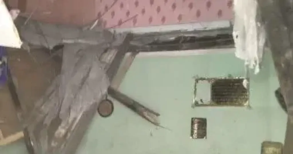   انهيار عقار