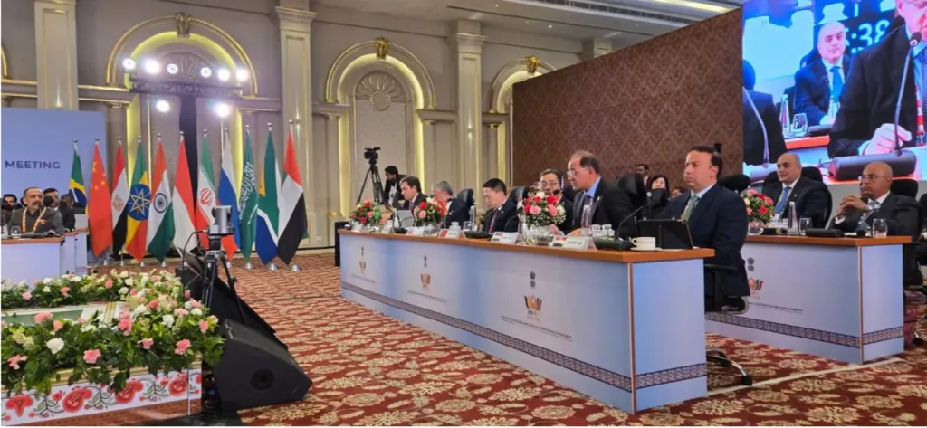 كوجك أمام وزراء المالية ومحافظي البنوك المركزية لدول «البريكس