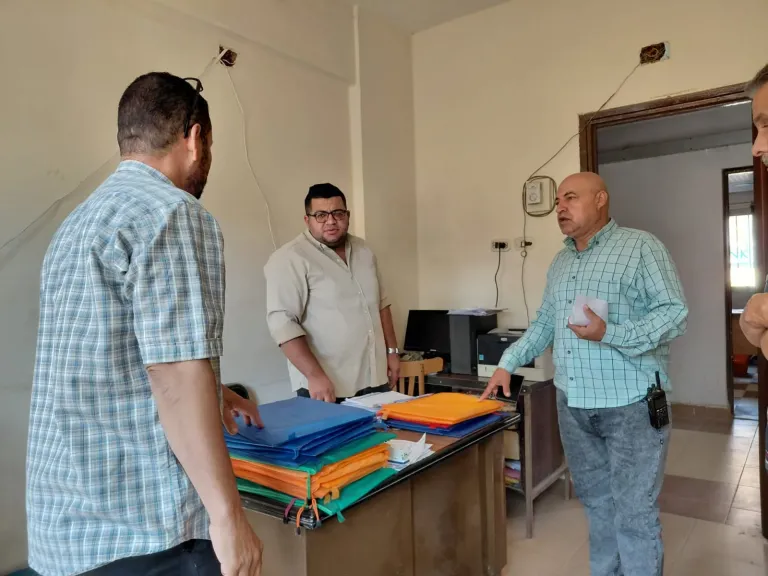 جانب من متابعه 