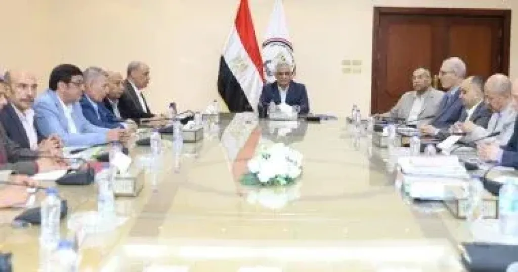 الدكتور المهندس صلاح سليمان جمبلاط وزير الدولة للإنتاج الحربي