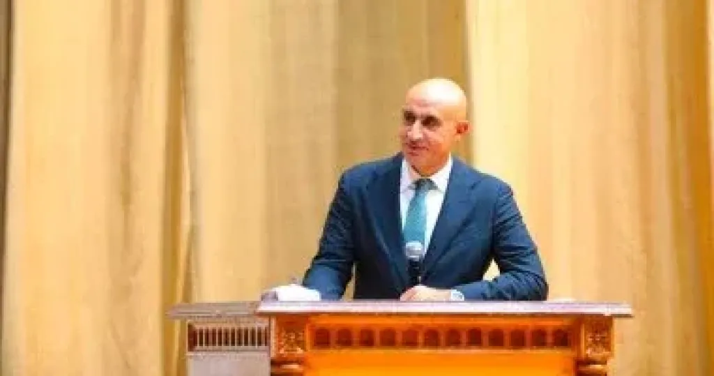 وزير التربية والتعليم 