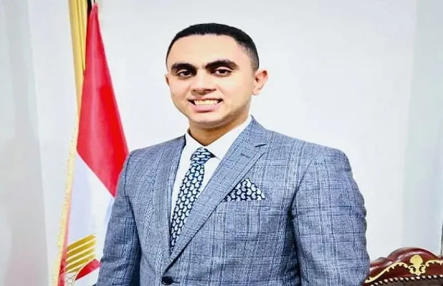 حسام أشرف أمين لجنة الشباب بحزب المصريين