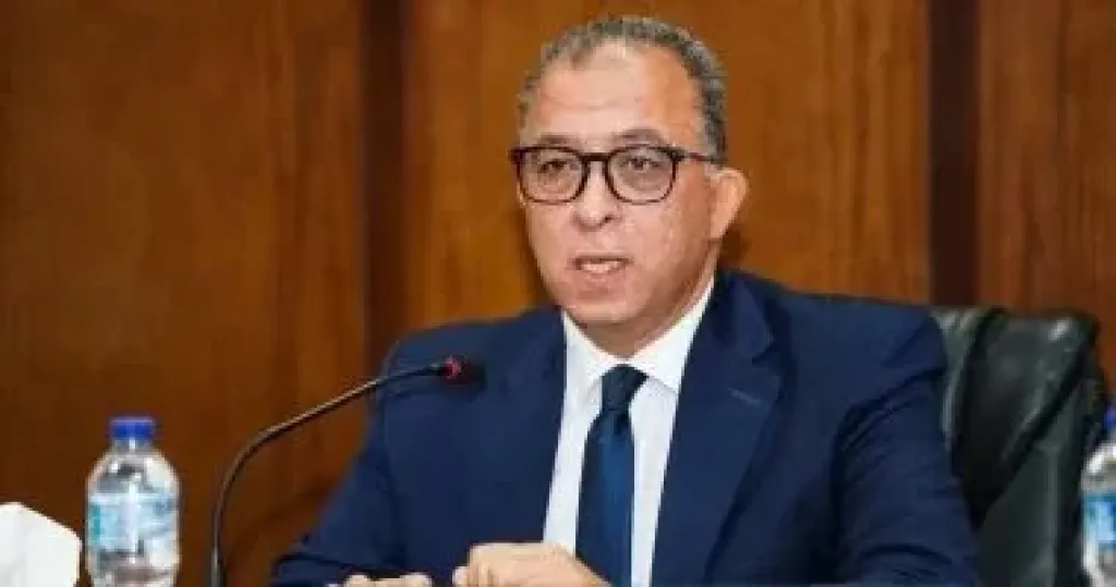 د.أشرف العربي