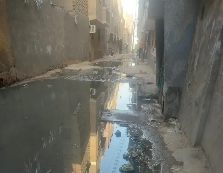 كارثة على تسريبات الصرف الصحي تتكرر ومياه ملوثة تصب في النيل