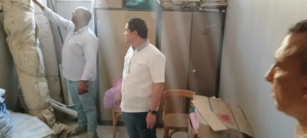 جانب من متابعه 
