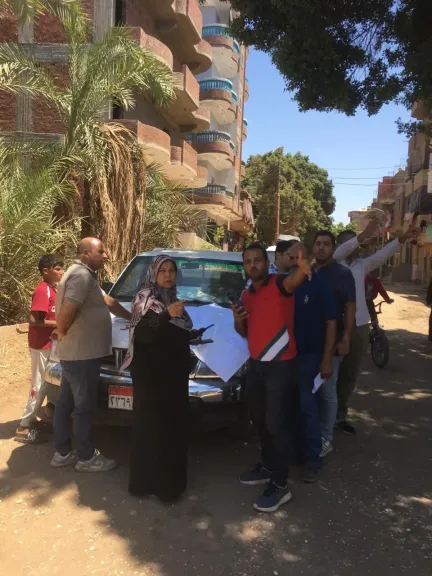 جانب من متابعه 