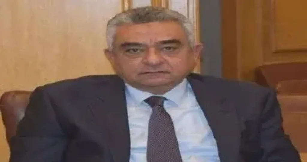 عمرو خضر، رئيس شُعبة الورق بالغرفة التجارية للقاهرة