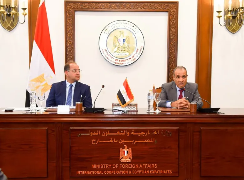 اجتماع وزير الخارجية ووزير المالية مع السفراء المنقولين للخارج