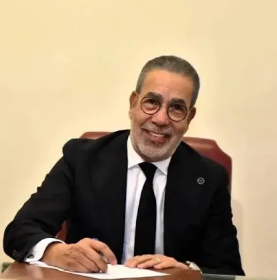 مدحت العدل