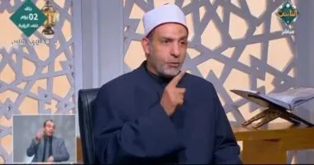الدكتور على فخر  