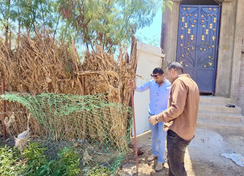 جانب من متابعه 