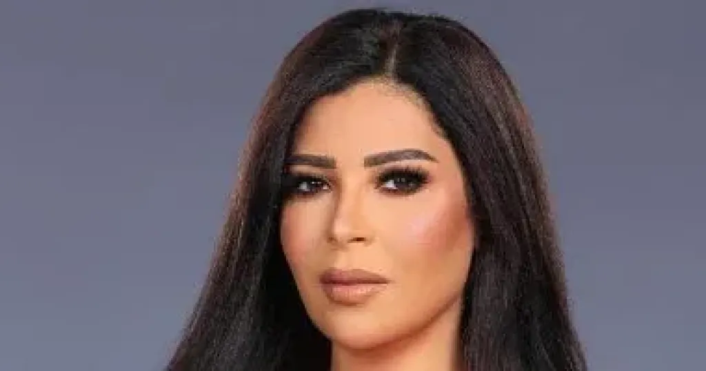 الاعلامية أمل الحناوي
