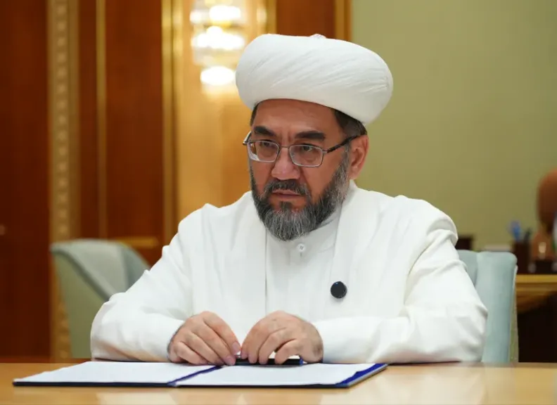  رئيس إدارة مسلمي أوزبكستان المفتي الشيخ نور الدين خالق نظر