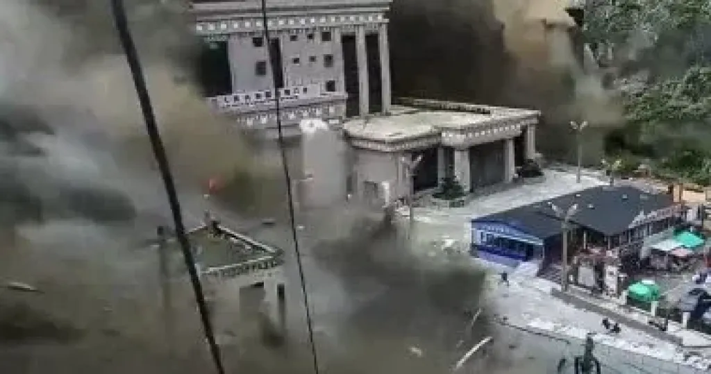 فيضانات نيبال