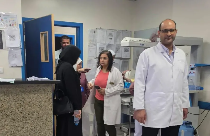 جانب من متابعه 