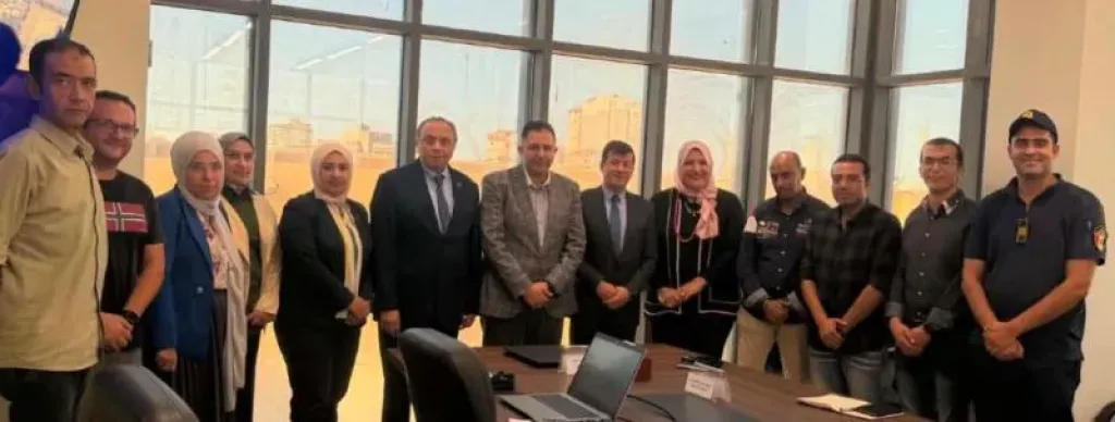 اجتماع تنفيذي موسع بمقر مجلس مدينة رأس البر