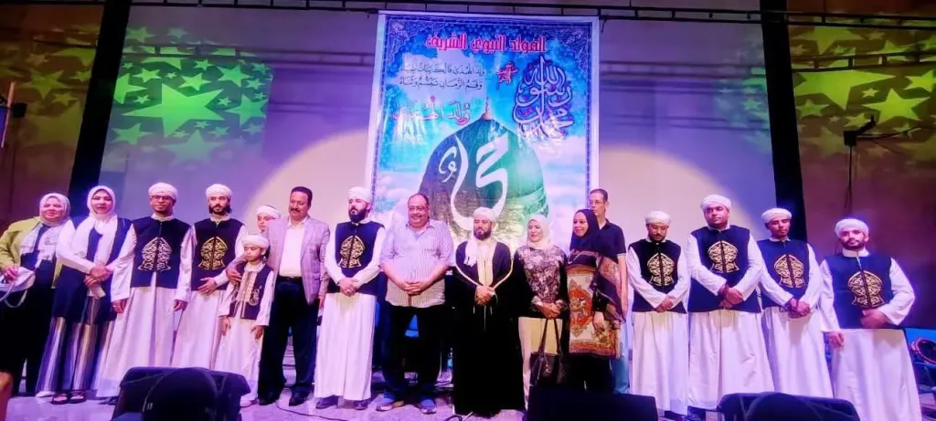 جانب من متابعه 