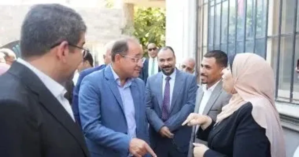 وزير المالية أحمد كوجك وجانب من الزيارة