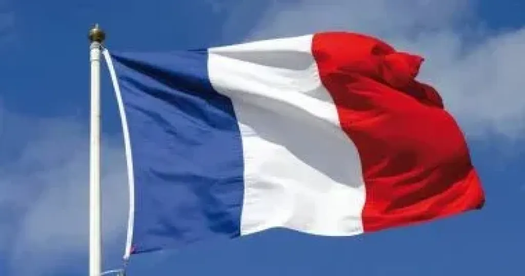 فرنسا 