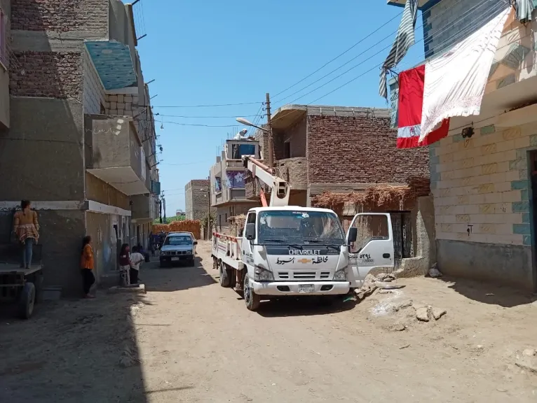 جانب من متابعه 