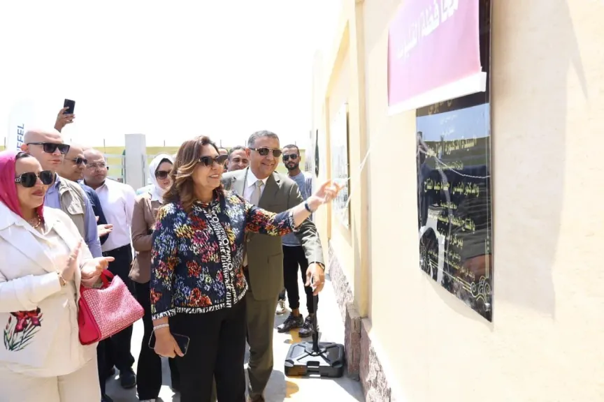 افتتاح وزيرة التنمية المحلية والبيئة ومحافظ القليوبية محطتي المخلفات بمرصفا
