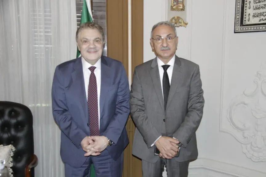 رئيس الوفد 