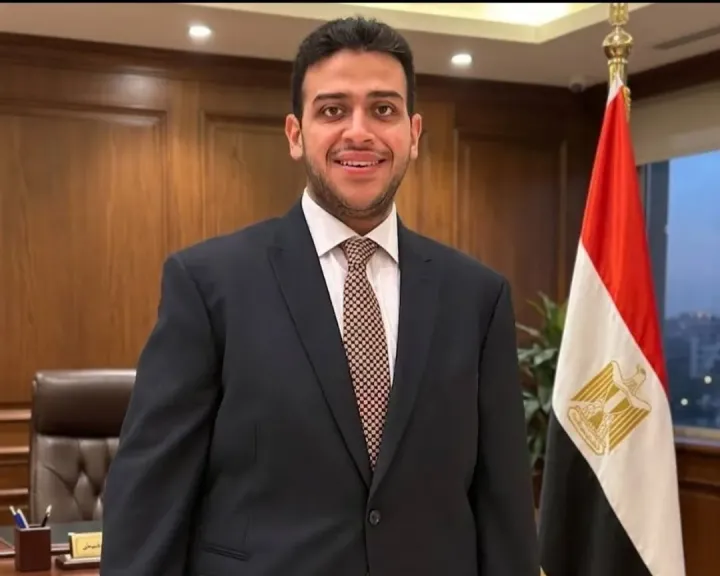 عز طارق 