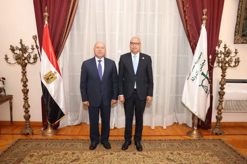 وزير النقل يهنئ رئيس مجلس الدولة بتولي منصبه