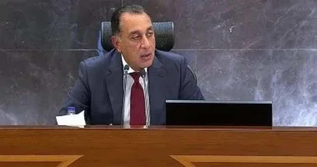 رئيس الوزراء 