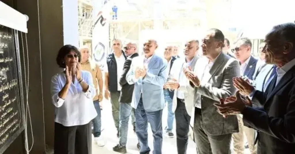 رئيس الوزراء يفتتح مصنع "نا ترانس للأسمدة والصناعات الكيماوية" بالمنطقة الاقتصادية لقناة السويس