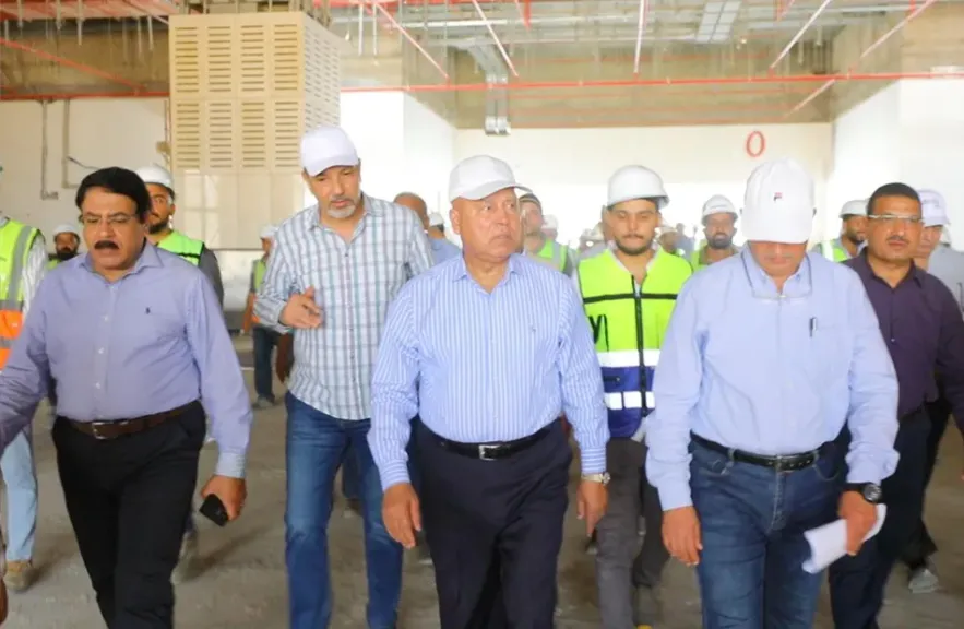 جولة وزير النقل في الخط الأول للقطار الكهربائي السريع من حدائق أكتوبر حتى أحمد عمر