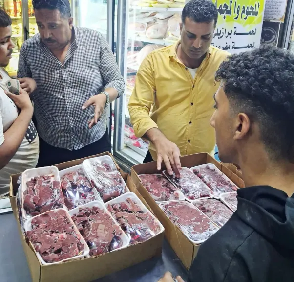 جانب من متابعه 
