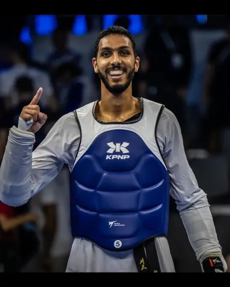 وزير الشباب والرياضة يهنئ سيف عيسى والاتحاد المصري للتايكوندو 