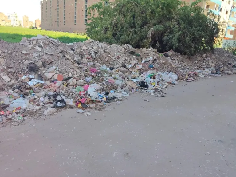 تلال القمامة 