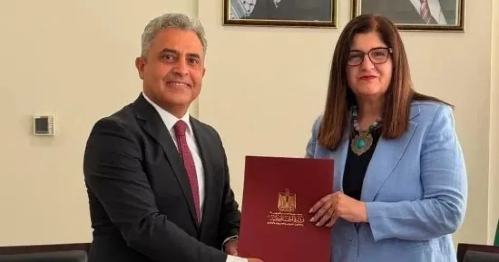 وزيرة خارجية فلسطين تستقبل السفير المصرى