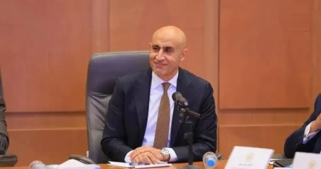 محمد عبد اللطيف وزير التعليم