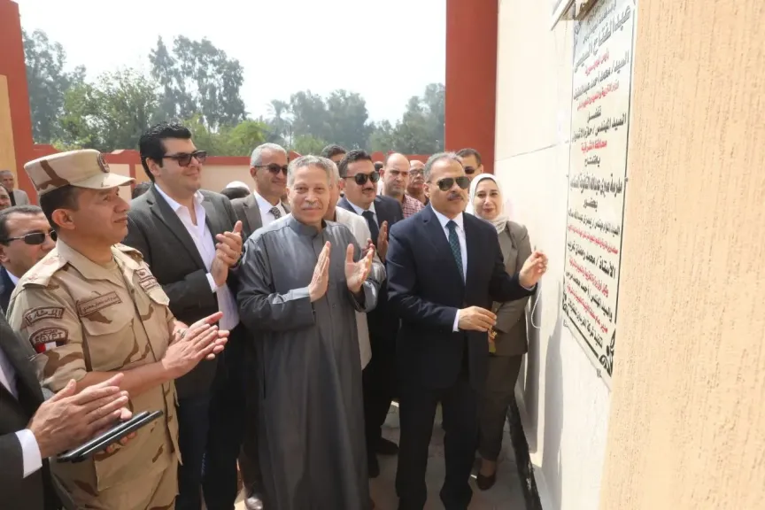جانب من افتتاح مدرسة بهنباى 