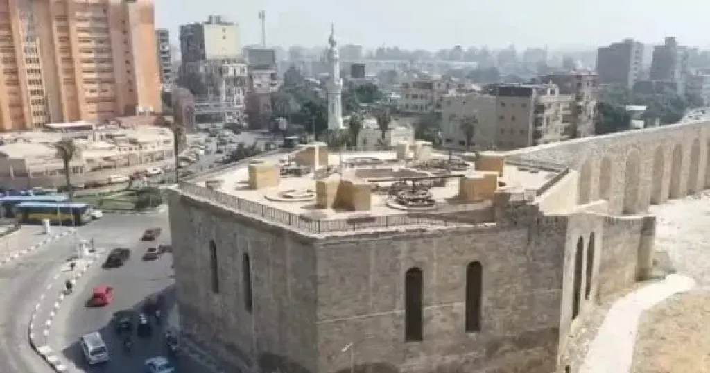 المرحلة الثانية لتطوير سور مجرى العيون