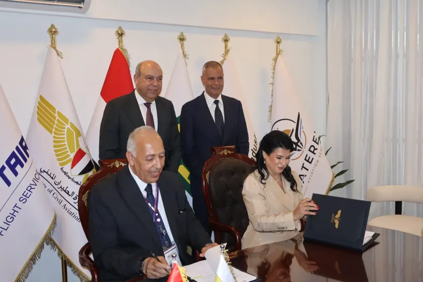 اير كايرو توقع اتفاقيات للتموين الجوي