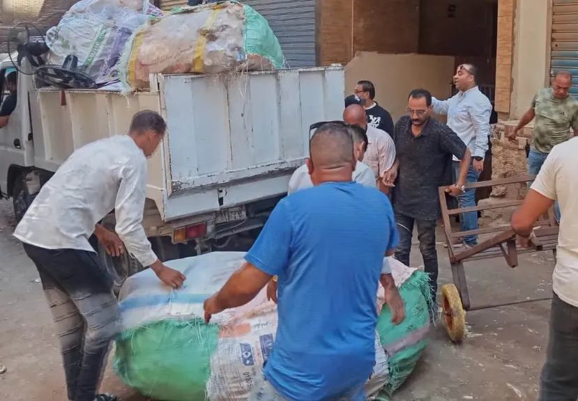 حملات الانضباط بشارع مصرف زنين ببولاق الدكرور