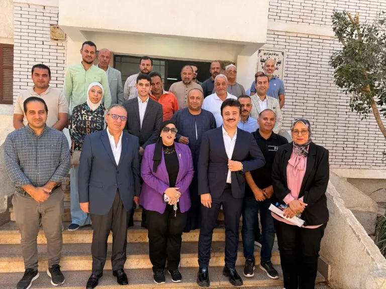 وكيلة الوزارة خلال الجولة