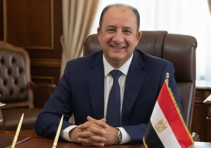 الدكتور مصطفى خليل