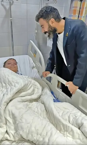 النائب إسلام قرطام يطمئن على الطلاب المصابين 