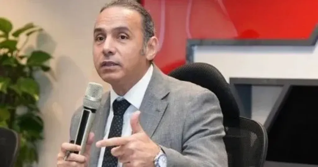 الدكتور إسلام عزام رئيس الهيئة العامة للرقابة المالية