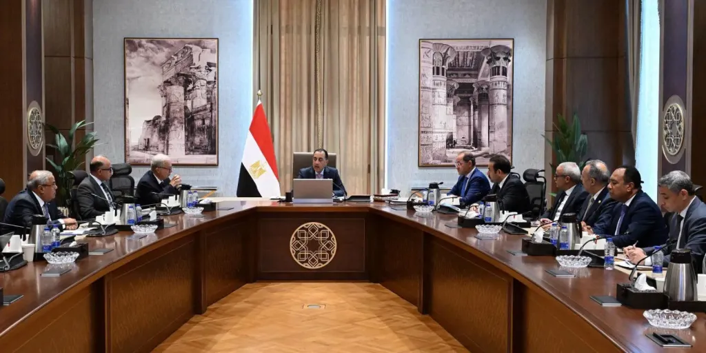 خلال الاجتماع