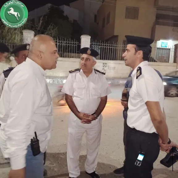 جانب من متابعة الشوارع