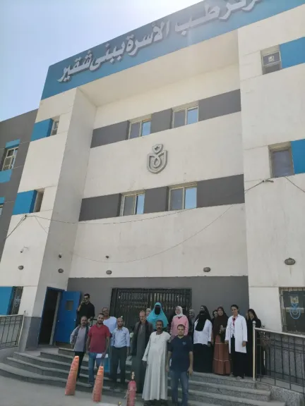 جانب من متابعه 