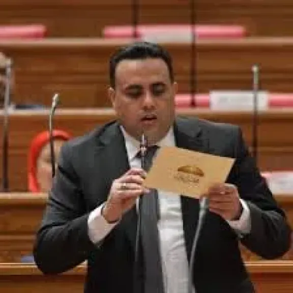 النائب مصطفي مزيرق