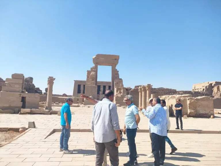تطوير المواقع الأثرية بالأقصر وقنا